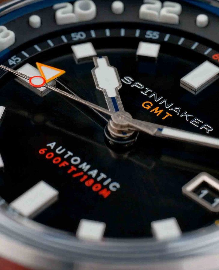 Часы Spinnaker Bradner Gmt Automatic SP-5121-66 — черный, сталь металл