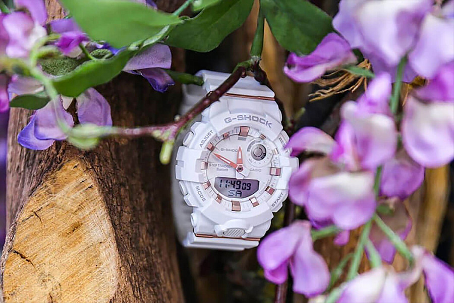 Часы Casio G-Shock GMA-B800-7A — мужские, пластик