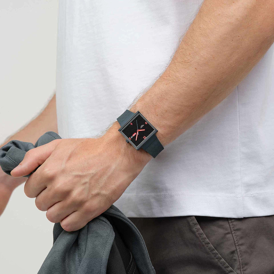 Часы Swatch Squared Off SO34M701 — мужские, синий