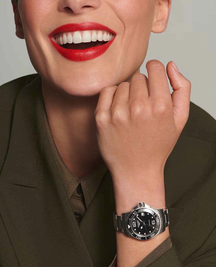 Часы Longines HydroConquest L3.370.4.56.6 — Швейцария, кварцевые