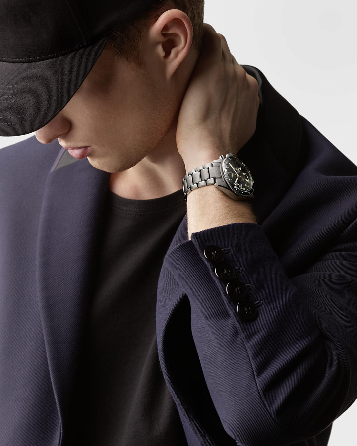 Часы Longines Spirit Flyback L3.821.1.53.6 — черный, сталь металл