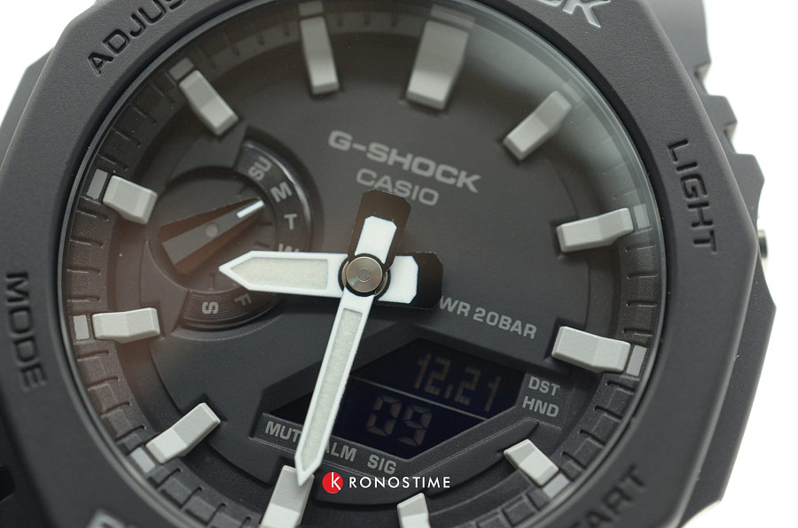 Часы Casio G-Shock GA-2100-1ADR (GA-2100-1A) — черный, карбон пластик