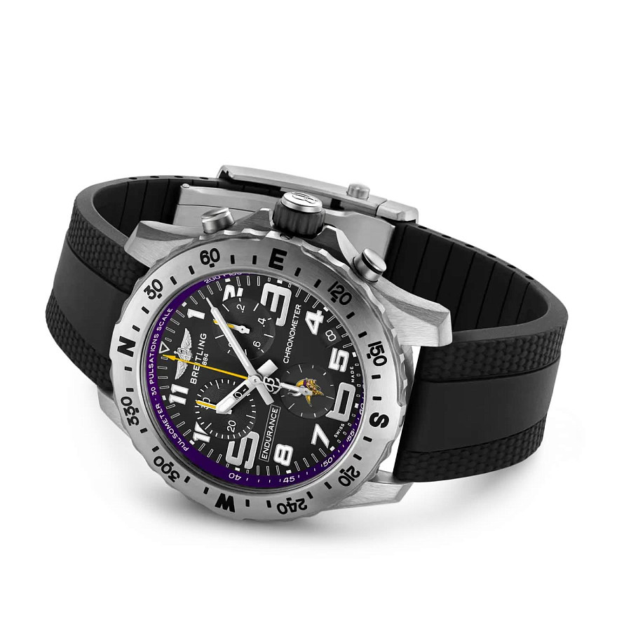 Часы Breitling Professional Endurance Pro 44 NFL Minnesota Vikings Edition E823106A1BDS1 — титан, Швейцария