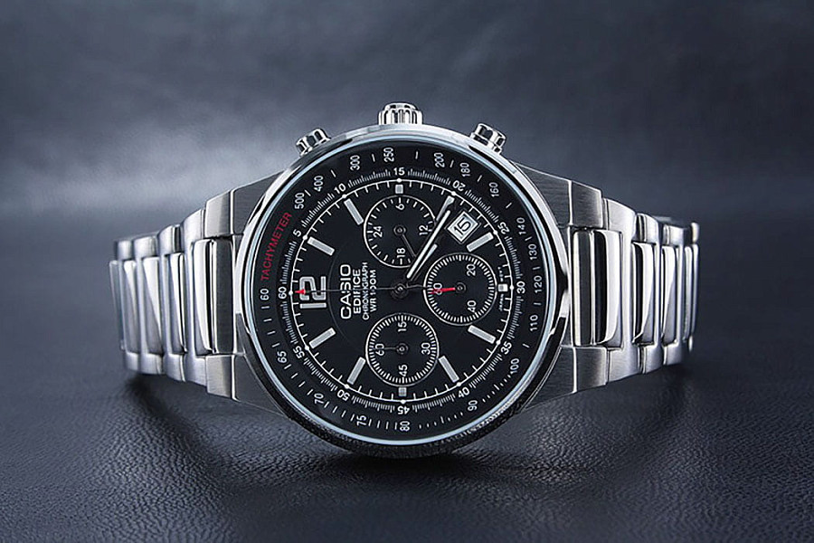 Часы Casio Edifice EF-500D-1A — кварцевые, сталь металл