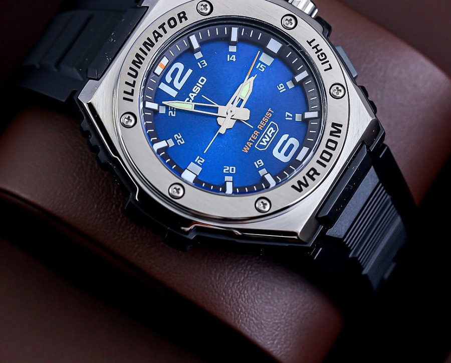 Часы Casio Collection MWA-100H-2A — кварцевые, Япония, мужские