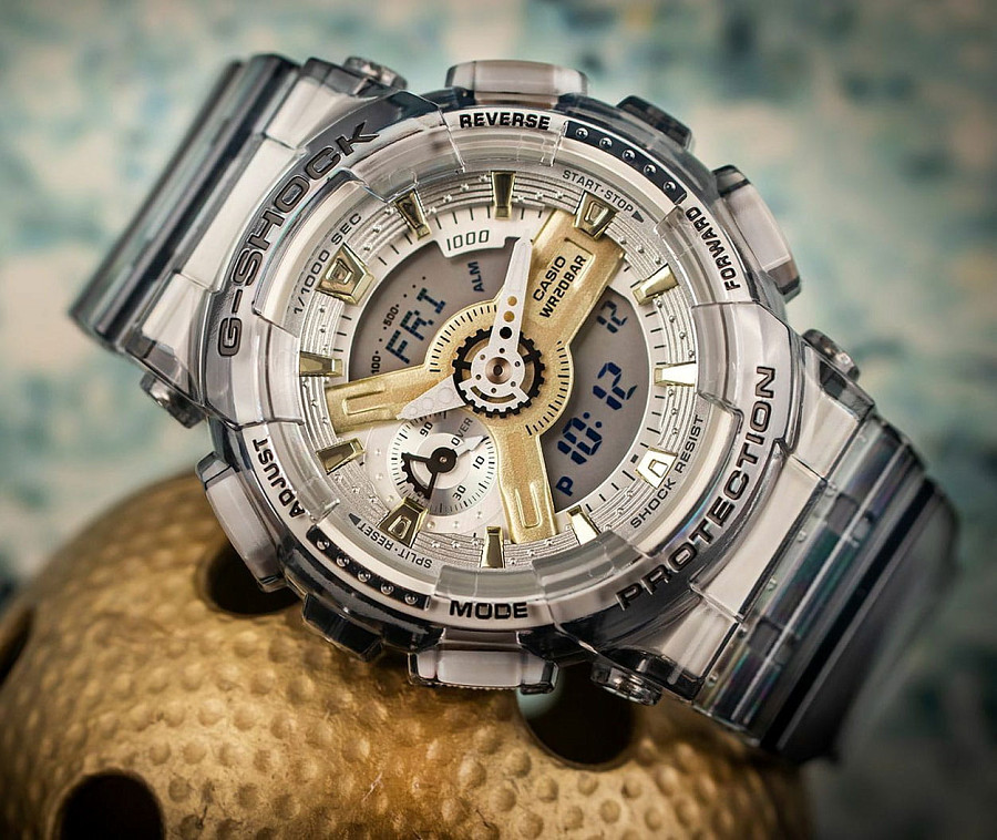 Часы Casio G-Shock GMA-S110GS-8ADR (GMA-S110GS-8A) — электронные, Япония, женские