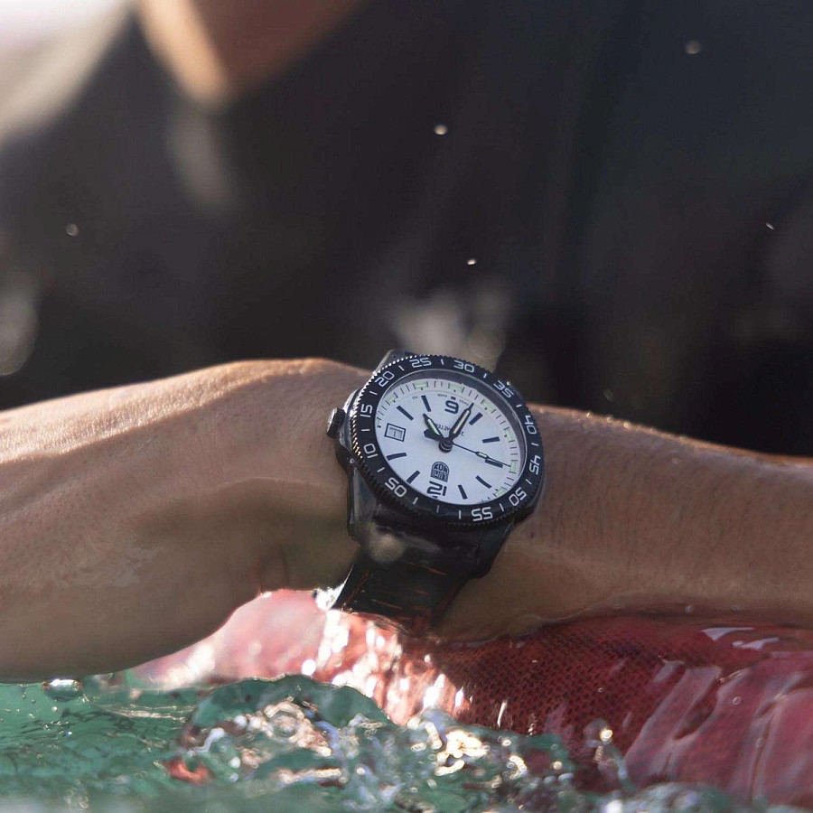 Часы Luminox Pacific Diver XS.3127M — сталь металл, Швейцария