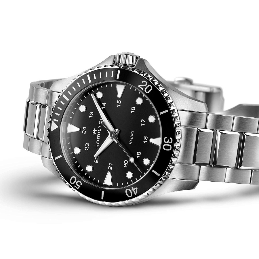 Часы Hamilton Khaki Navy Scuba Quartz H82201131 — кварцевые, сталь металл