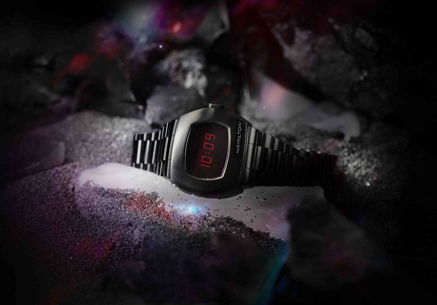 Часы Hamilton American Classic PSR Digital Quartz H52404130 — мужские, сталь c pvd покрытием