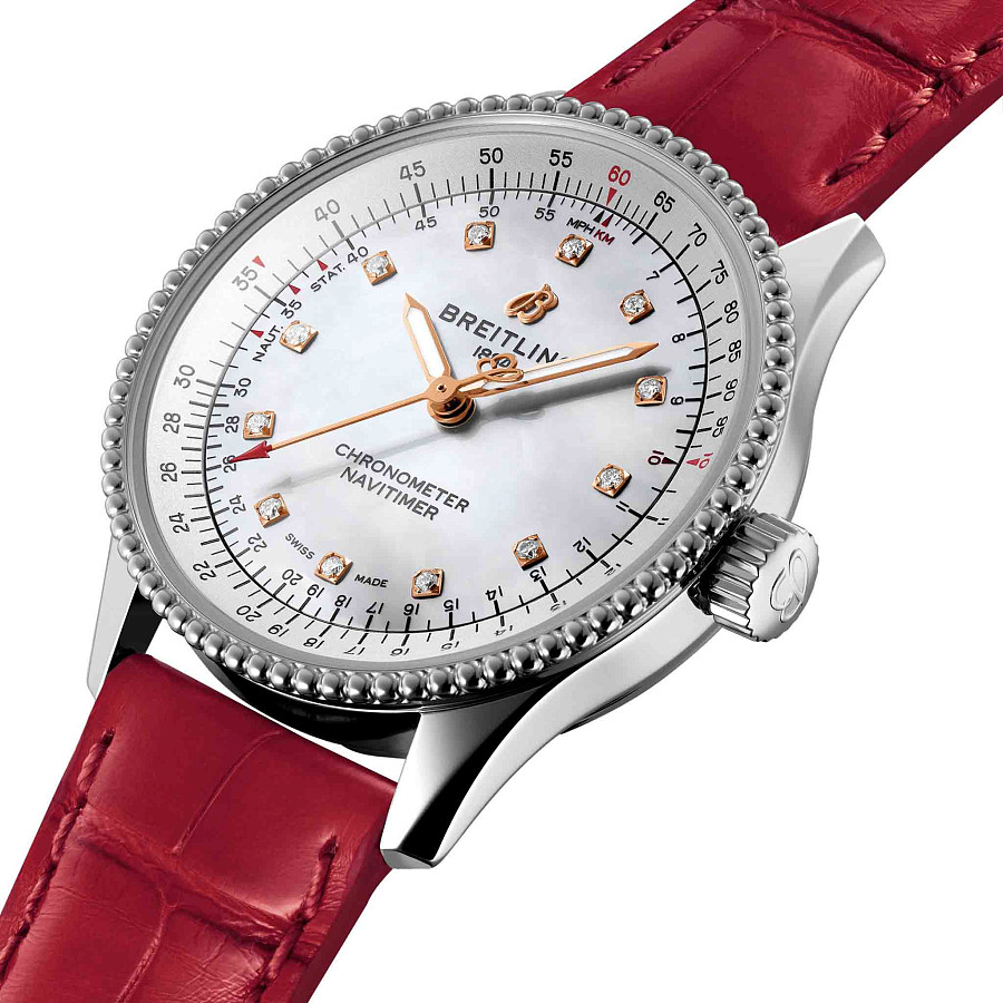 Часы Breitling Navitimer Automatic 35 A17395211A1P6 — кожаный, женские