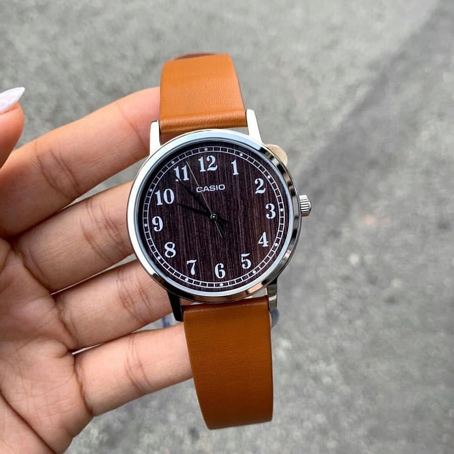 Часы Casio Collection MTP-E145L-5B1 — мужские, кожаный