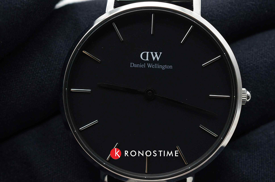 Часы Daniel Wellington Petite Sterling DW00100162 — женские, нержавеющая сталь