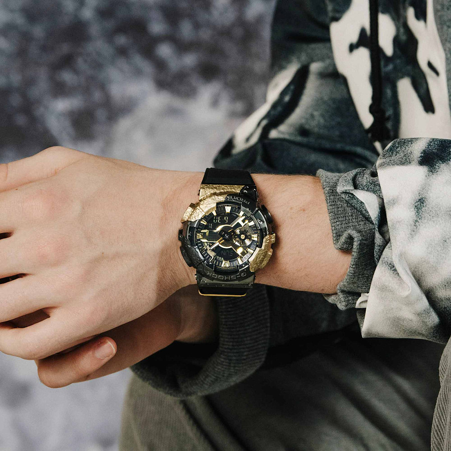 Часы Casio G-Shock GM-114GEM-1A9 — электронные, пластик сталь
