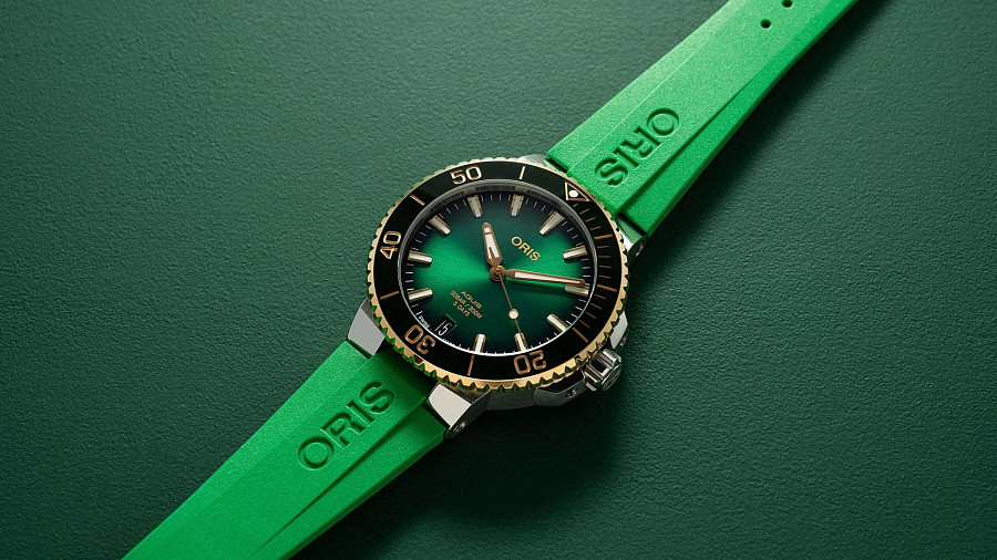 Часы Oris Aquis Date Calibre 400 01 400 7769 6357-07 4 22 77FC — механические, сталь металл