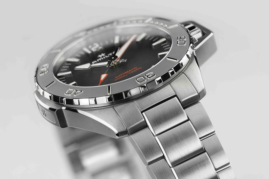 Часы Hamilton Khaki Navy Frogman Auto H77815130 — нержавеющая сталь, мужские