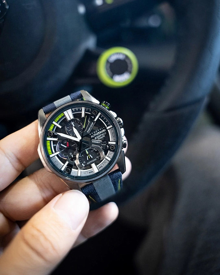 Часы Casio Edifice Scuderia Alpha Tauri Limited Edition EQB-1200AT-1A — тканевый, мужские