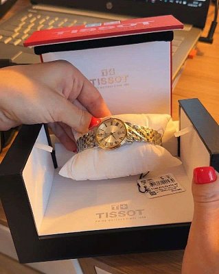 Фото покупателя: Швейцарские наручные часы Tissot Carson Premium Lady T122.210.22.033.00