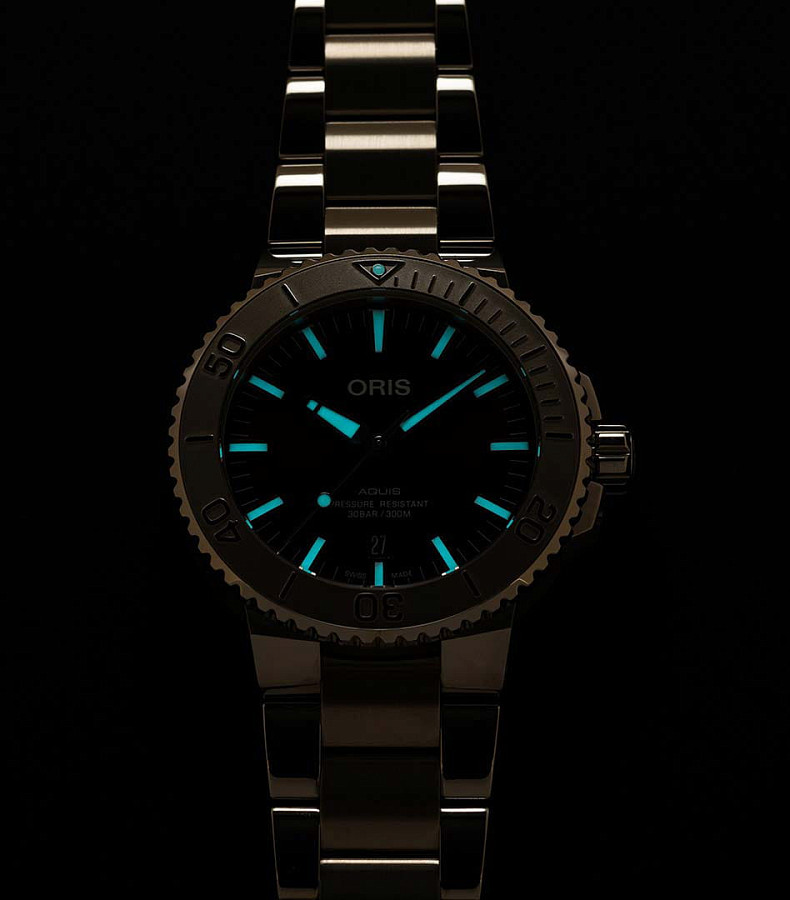 Часы Oris Aquis Date Relief 01 733 7730 4158-07 8 24 05PEB — артикул 01 733 7730 4158-07 8 24 05PEB