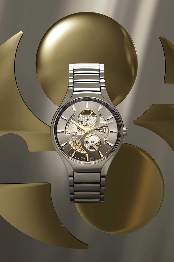 Часы Rado True Round Open Heart R27108112 — высокотехнологичная керамика, мужские