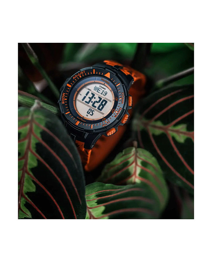 Часы Casio Pro Trek PRG-300CM-4DR — Япония, электронные