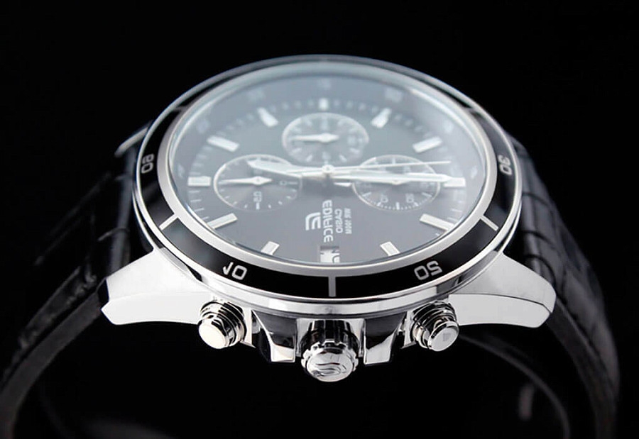 Часы Casio Edifice EFR-526L-1AVUDF (EFR-526L-1A) — черный, металл сталь