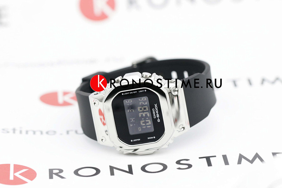 Часы Casio G-Shock GM-S5600-1DR (GM-S5600-1) — сталь металл пластик, полимер