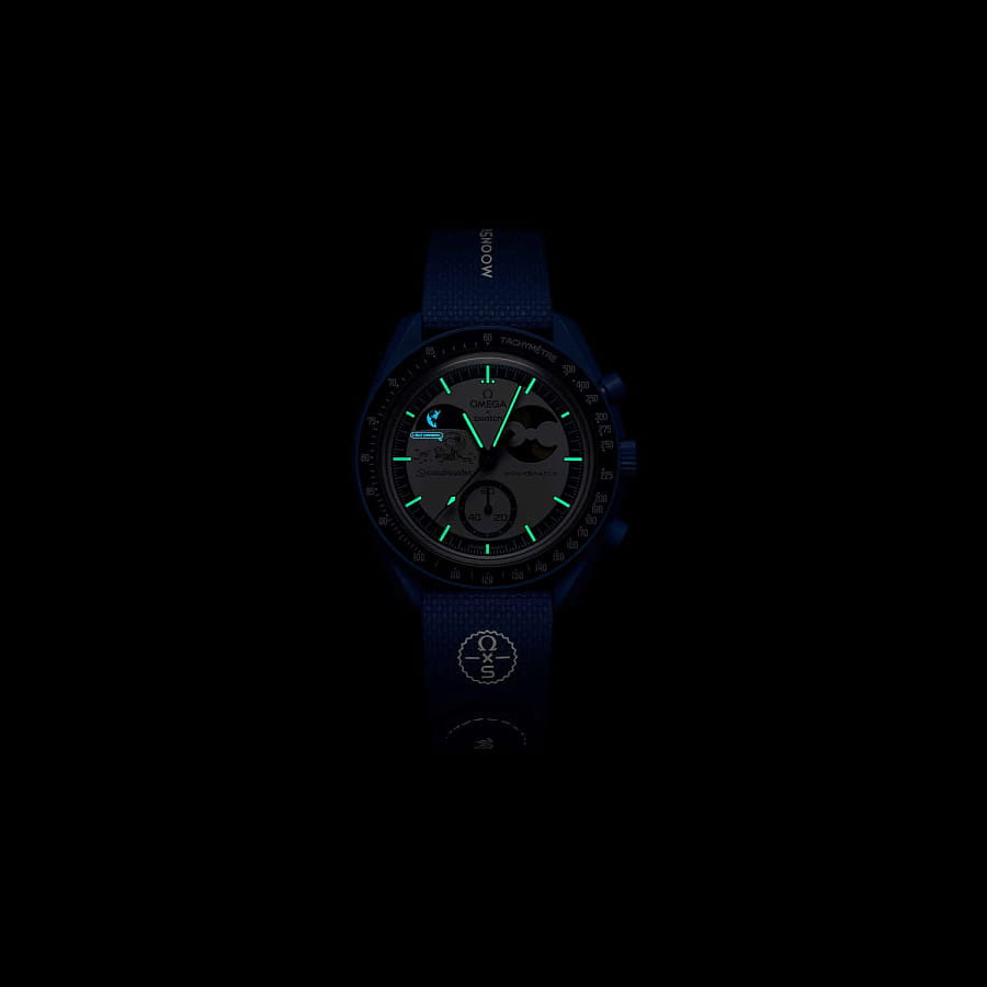 Часы Swatch x Omega Bioceramic Moonswatch Mission to Earthphase - Moonshine Gold SO33N701L — нейлон, мужские