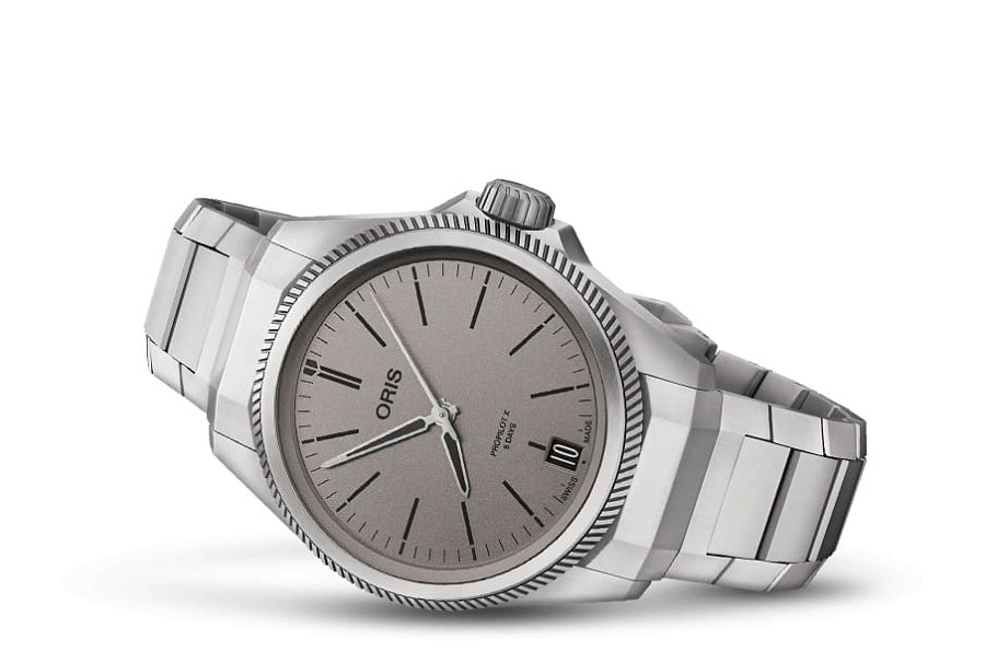 Часы Oris Propilot X Calibre 400 01 400 7778 7153-07 7 20 01TLC — механические, титан