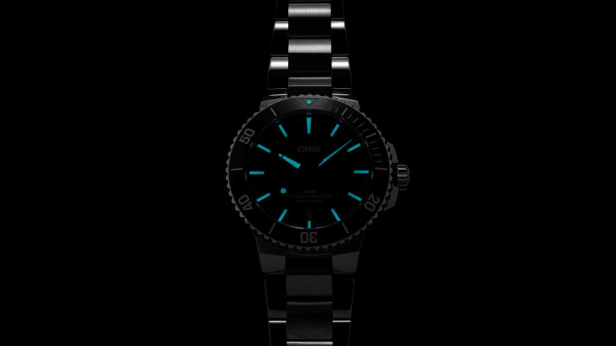 Часы Oris Aquis Date 01 733 7787 4135-07 8 22 04PEB — мужские, нержавеющая сталь
