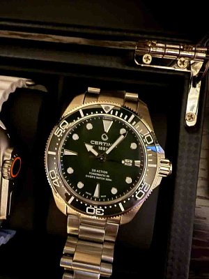 Фото покупателя: Швейцарские механические наручные часы Certina DS Action Diver C032.607.11.091.00
