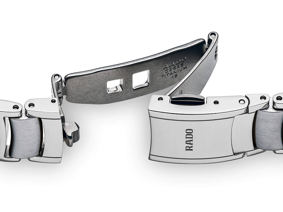 Часы Rado Centrix Diamonds R30928713 — нержавеющая сталь, женские