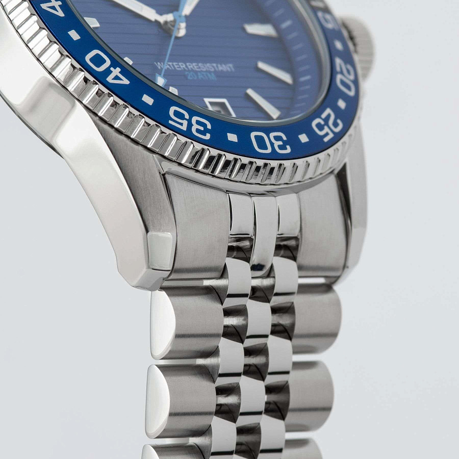 Часы Jacques Lemans Liverpool Diver 1-2205i — Австрия, кварцевые