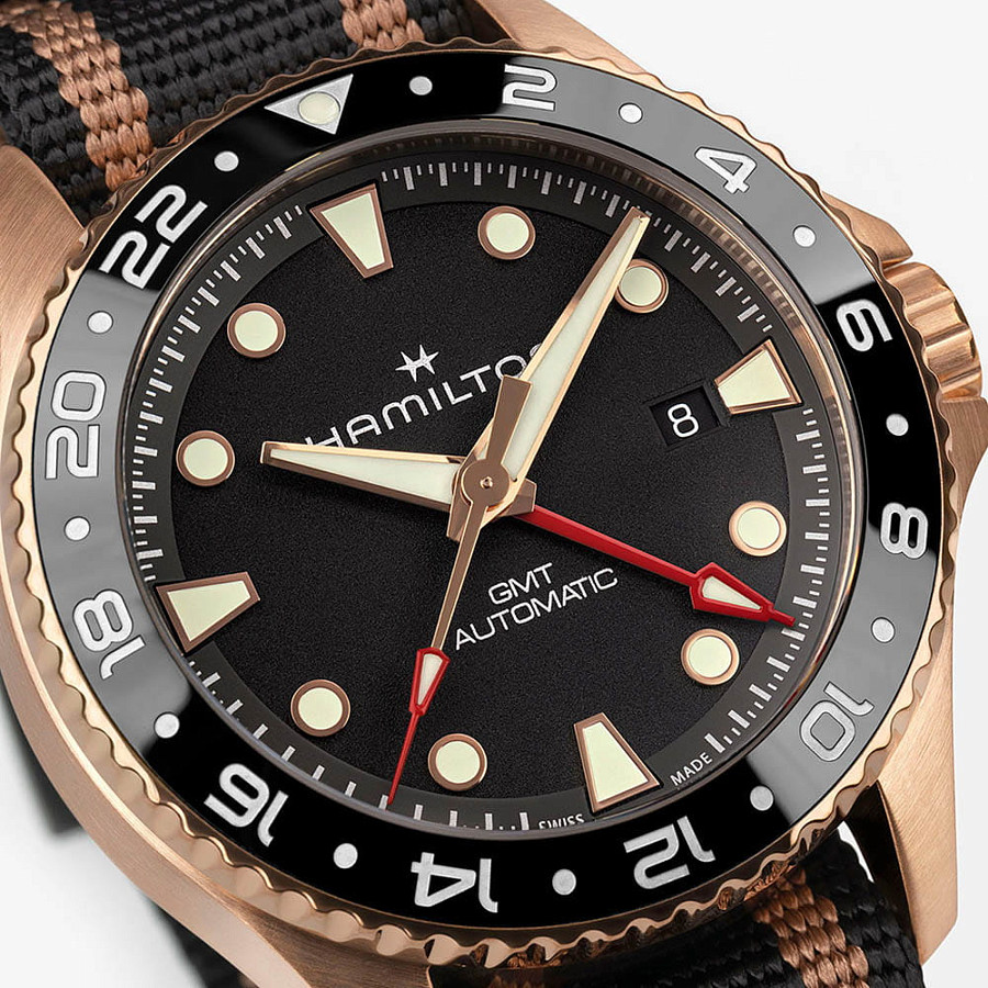 Часы Hamilton Khaki Navy Scuba Automatic GMT 43mm H82565930 — артикул H82565930