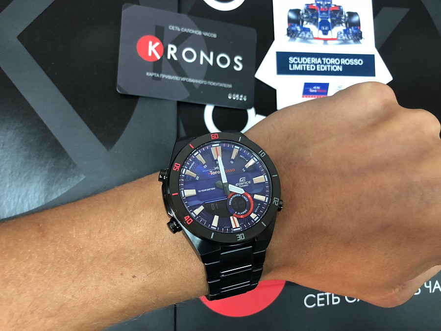 Часы Casio Edifice ERA-110TR-2A — мужские, сталь c pvd покрытием