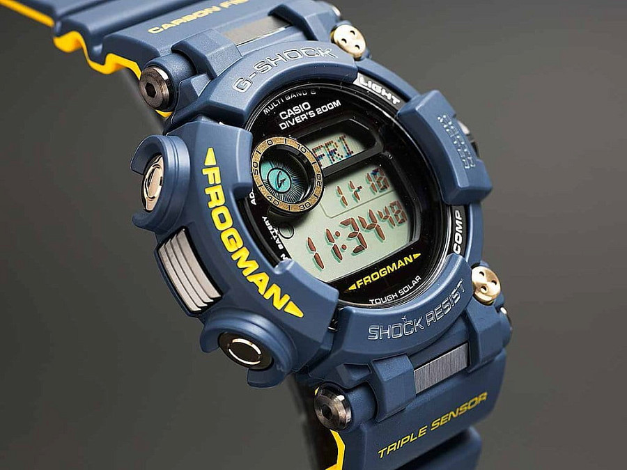Часы Casio G-Shock GWF-D1000NV-2E — электронные, пластик