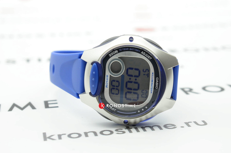 Часы Casio Collection LW-200-2AVDF (LW-200-2A) — пластик, Япония