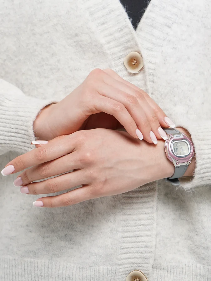 Часы Casio Collection LW-203-8A — кварцевые, пластик