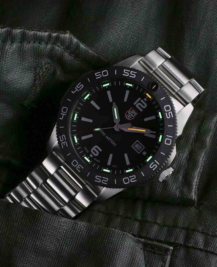 Часы Luminox Pacific Diver XS.3122 — кварцевые, Швейцария, мужские