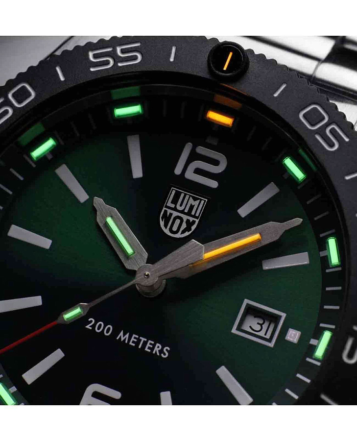 Часы Luminox Pacific Diver XS.3137 — зеленый, сталь металл