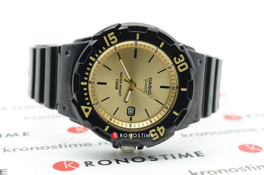 Часы Casio Collection LRW-200H-9EVDF (LRW-200H-9E) — пластик, женские