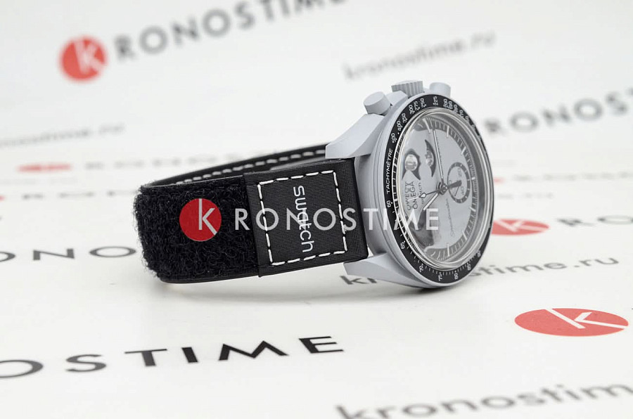 Часы Swatch x Omega Bioceramic Moonswatch Mission to EarthPhase SO33M700 — мужские, нейлон