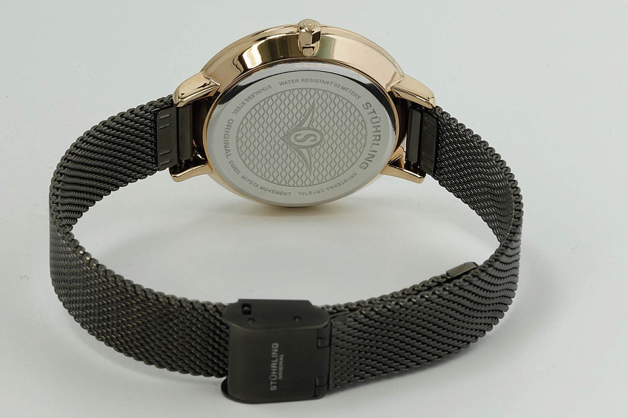 Часы Stuhrling Symphony 3946.4 — США, кварцевые
