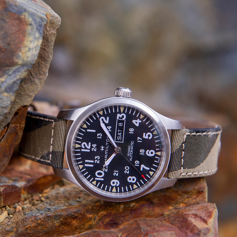 Часы Hamilton Khaki Field Day Date Auto H70535031 — черный, сталь