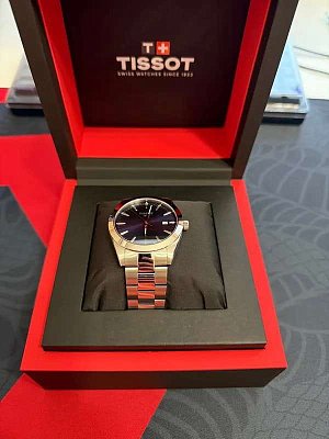Фото покупателя: Швейцарские наручные часы Tissot Gentleman T127.410.11.041.00