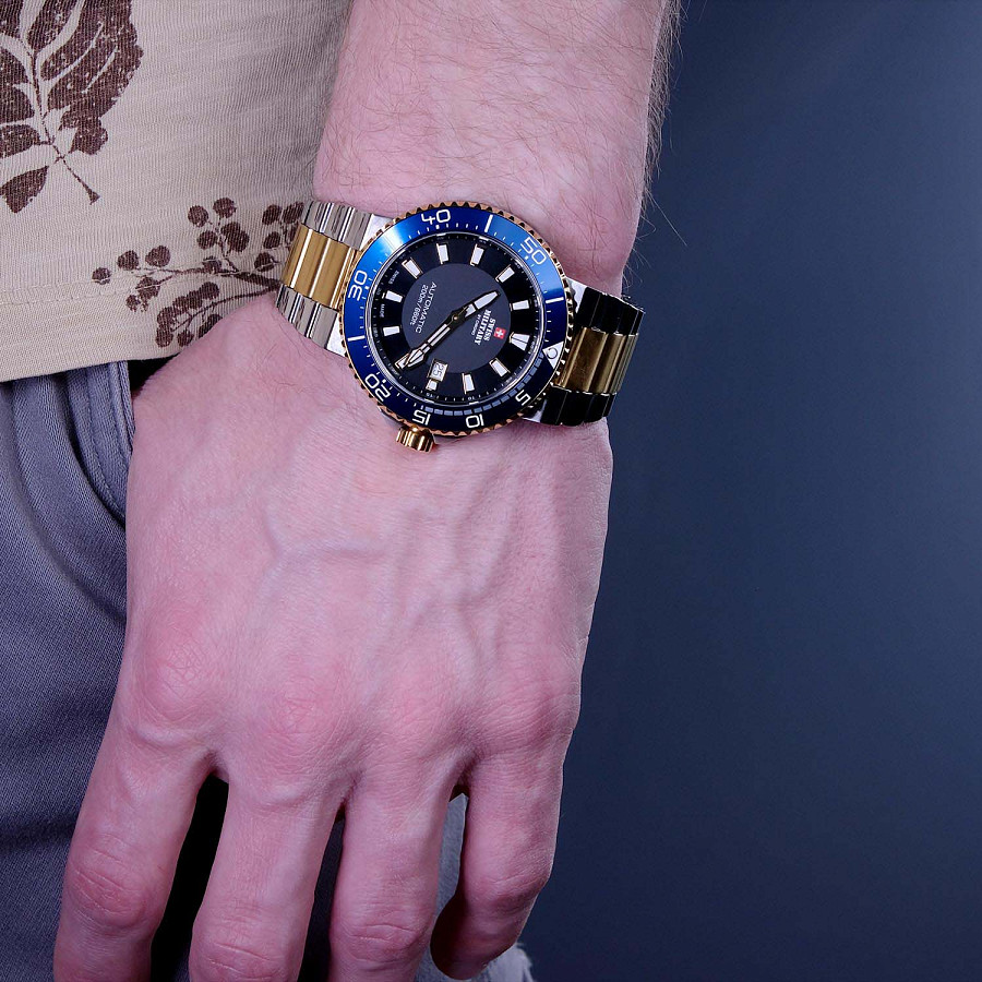 Часы Swiss Military by Chrono Automatic Dive SMA34086.08 — мужские, сталь c pvd покрытием