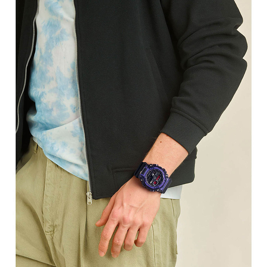 Часы Casio G-Shock GA-900TS-6ADR (GA-900TS-6AER) — электронные, пластик