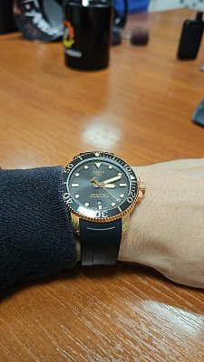 Фото покупателя: Швейцарские механические наручные часы Tissot Seastar 1000 Powermatic 80 T120.407.37.051.01