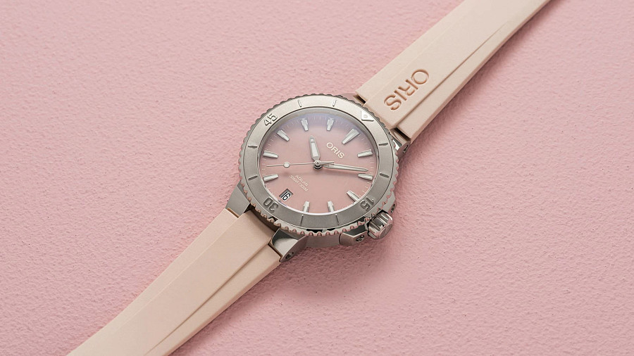 Часы Oris Aquis Date 01 733 7770 4158-07 4 18 66FC — артикул 01 733 7770 4158-07 4 18 66FC