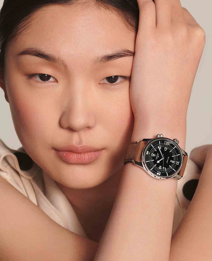 Часы Longines Legend Diver L3.764.4.50.0 — мужские, кожаный