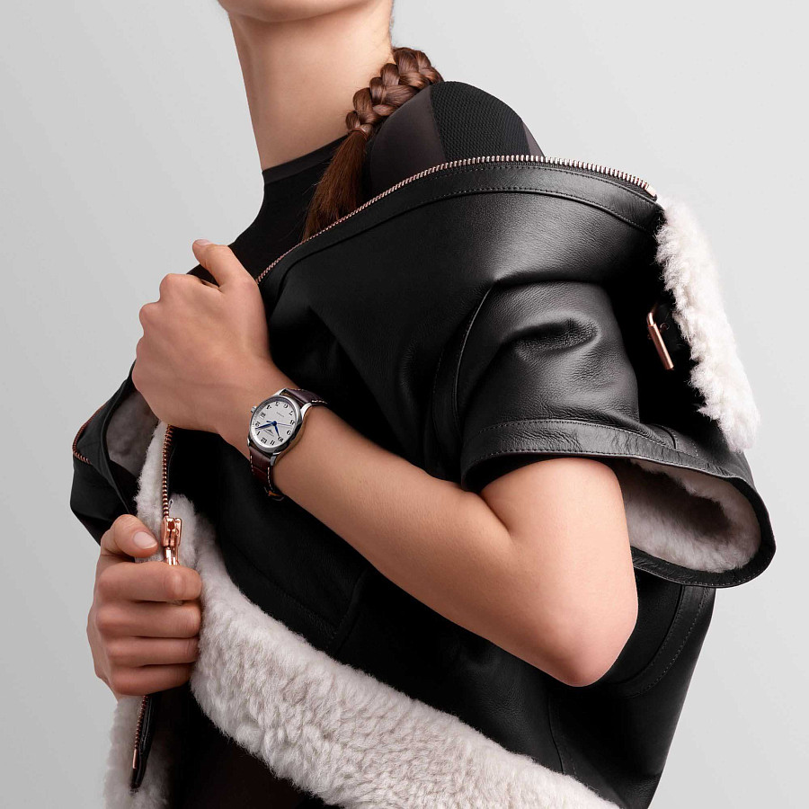 Часы Longines Master Collection L2.357.4.78.3 — кожаный, женские